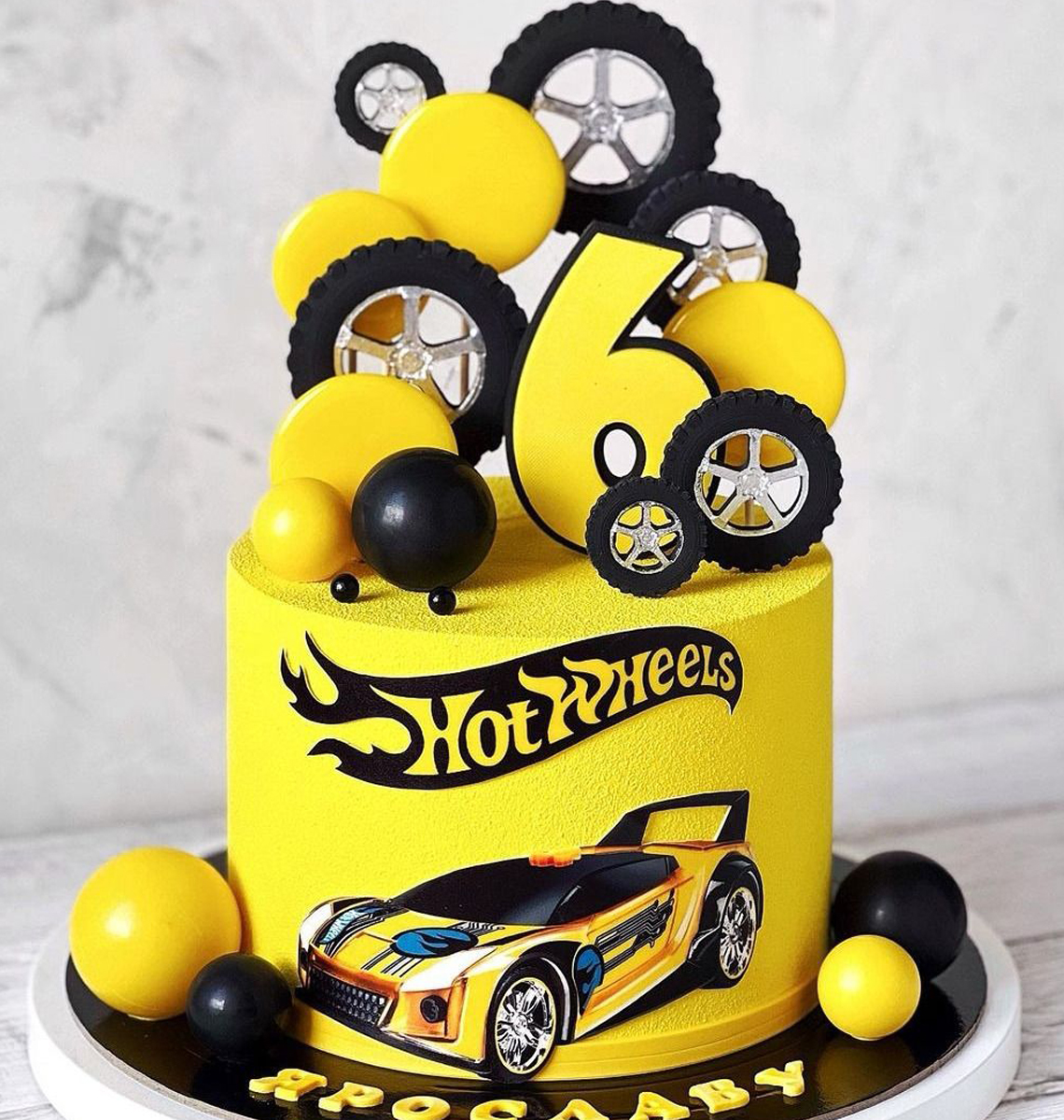Торт Hot Wheels