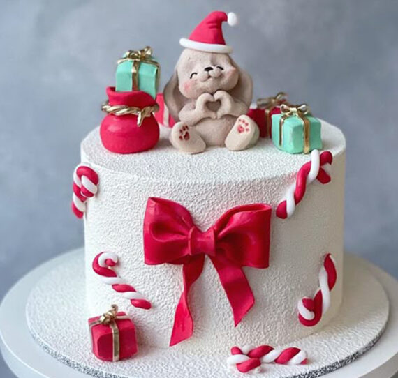 Торт новогодний с зайкой