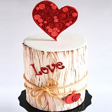 Торт Love с сердцем