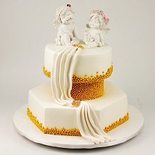 Свадебный торт с ангелочками
