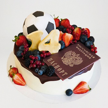  Торт с паспортом, мячем и ягодами