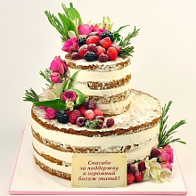Торт Рустик с цветами и фруктами открытый