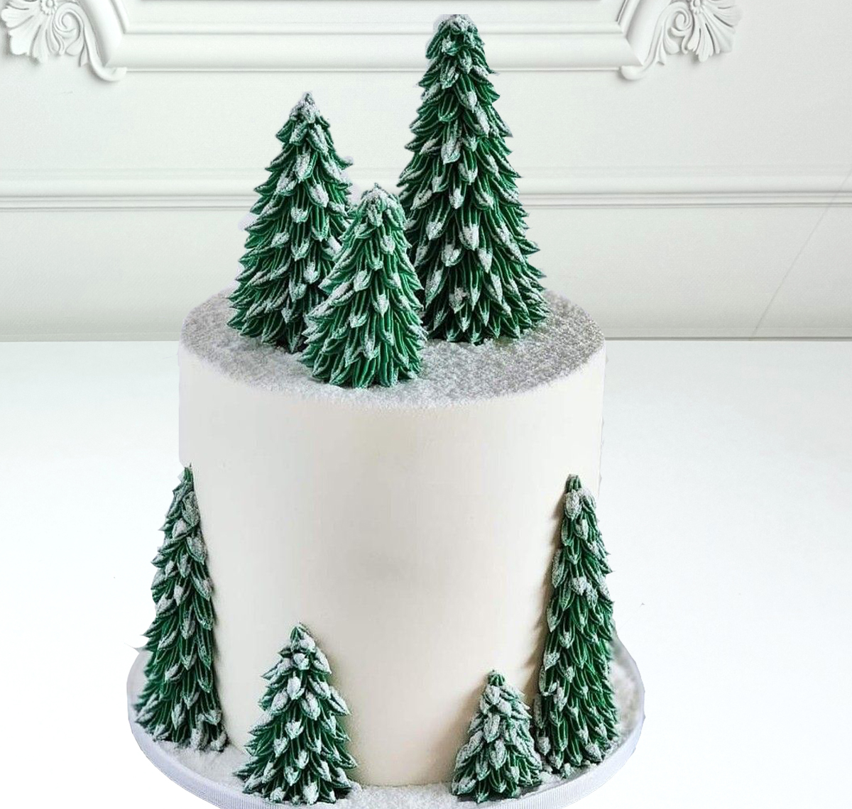 Торт новогодний с елочками