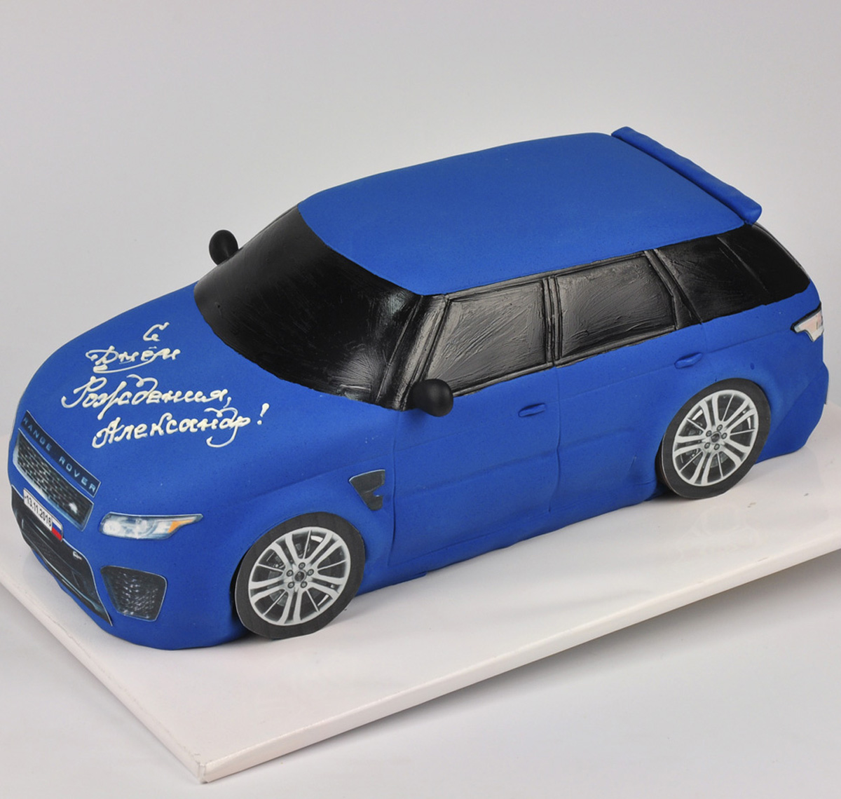 Торт автомобиль Range Rover